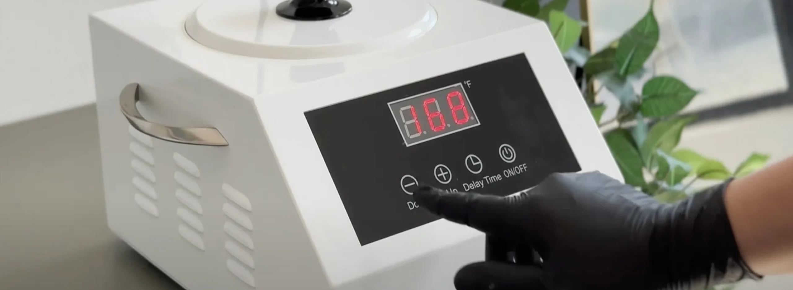 How to clean wax warmer - buyitalwax.com